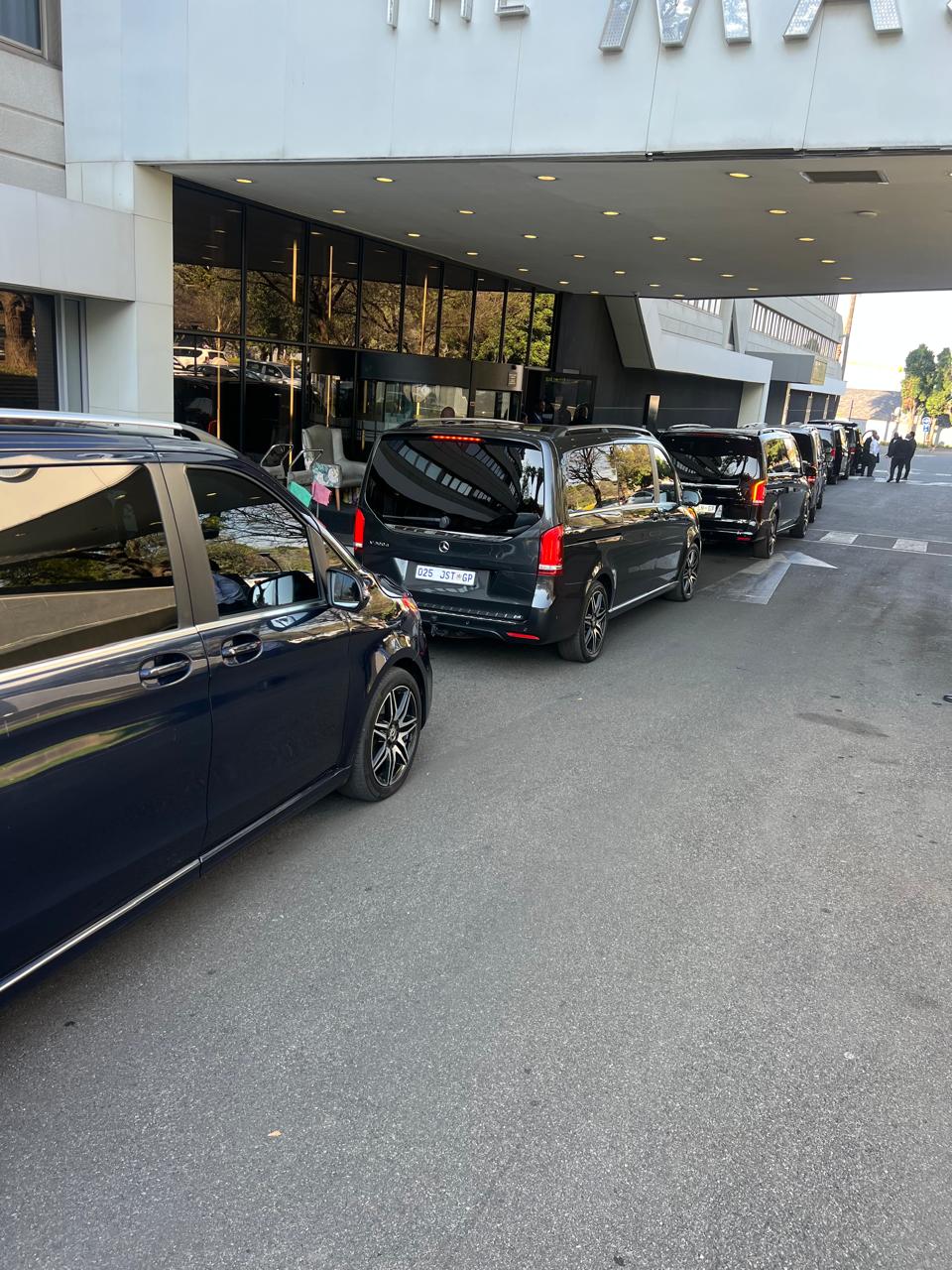 Fleet queued at hotel pickup